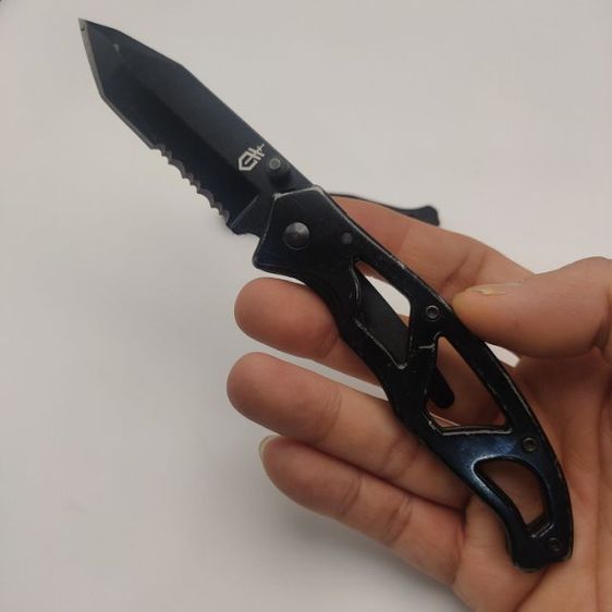 มีดพับ Gerber ขนาดใบมีด 2 นิ้ว กับ 2.5นิ้ว มือสองของแท้ ขายคู่ครับ รูปที่ 8