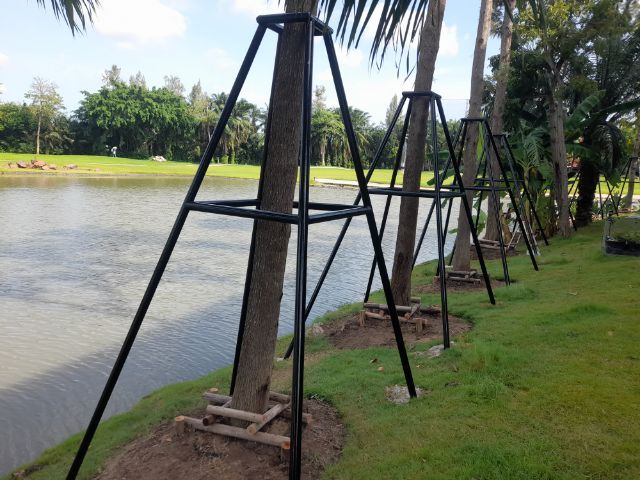 รับค้ำยันเหล็กกัลวาไนซ์ สนามกอล์ฟ บ้านใหญ่