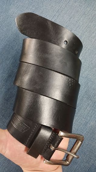 เข็มขัดหนังแท้ Dickies ไซส์ XXL
เอว 41 ถึง 47 กว้าง1.4
ยาวรวมหัว52.5 หนังหนาสวย
สภาพหล่อ มีรอยตามใช้