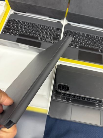 Magic Keyboard iPad11นิ้ว-แท้ สวยๆทั่งนั่น รูปที่ 10