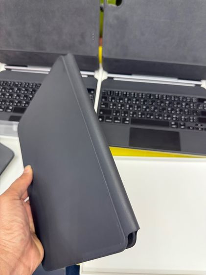 Magic Keyboard iPad11นิ้ว-แท้ สวยๆทั่งนั่น รูปที่ 11
