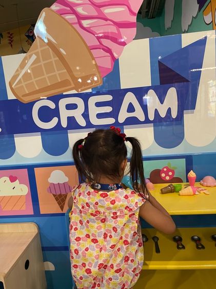 รับดูแลเด็ก ดูแลพัฒนาการและสอนพิเศษนานาชาติ