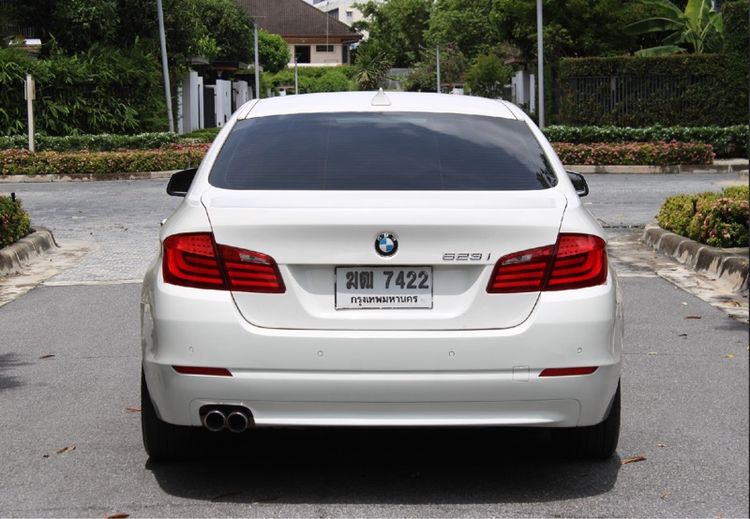BMW Series 5 2012 523i Sedan เบนซิน เกียร์อัตโนมัติ ขาว รูปที่ 4