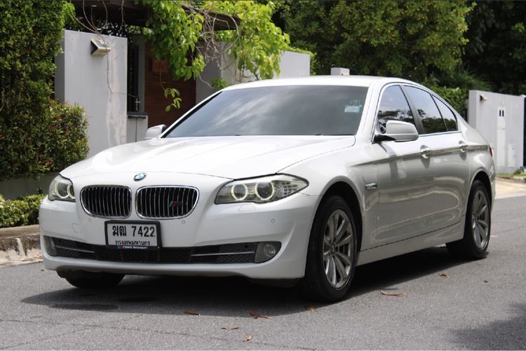 BMW Series 5 2012 523i Sedan เบนซิน เกียร์อัตโนมัติ ขาว รูปที่ 3