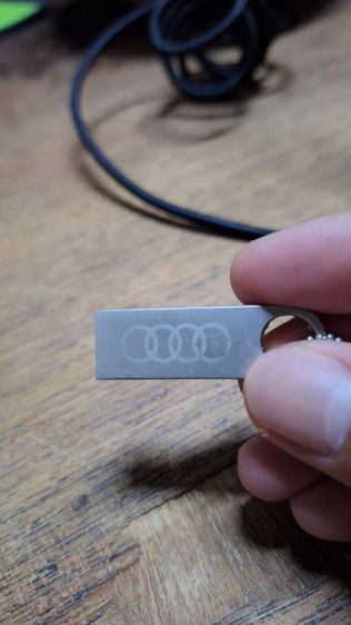 Audi Thumbdrive 16 GB ราคาดี ขายถูกๆ เลยจ้า รูปที่ 2