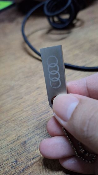 Audi Thumbdrive 16 GB ราคาดี ขายถูกๆ เลยจ้า