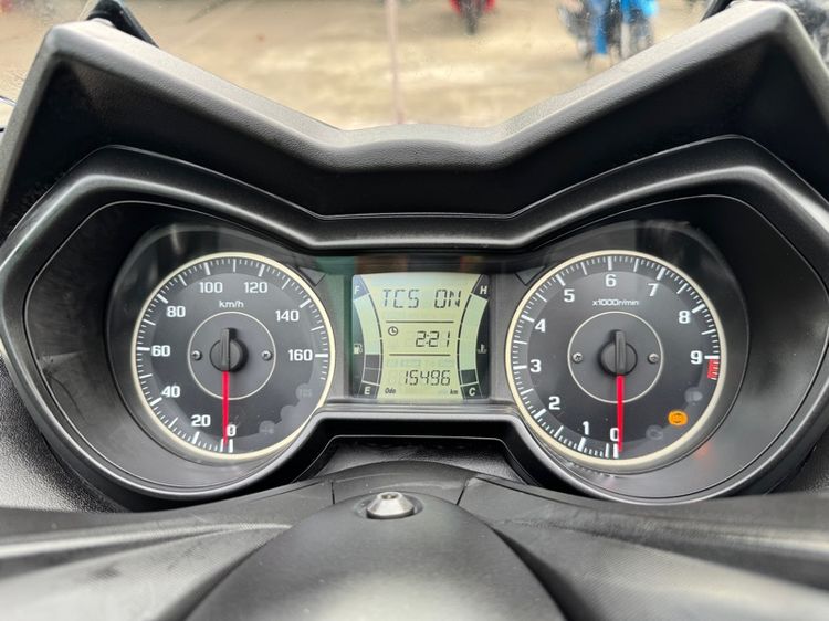 YAMAHA XMAX 300 ABS สภาพรถเดิมๆ  เครื่องดีมาก สีสวยมาก ต้องมาดูของจริง  รูปที่ 3