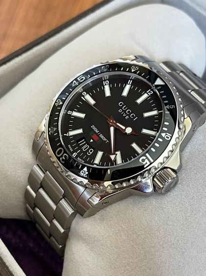 ดำ GUCCI Dive 40 mm Black Dial Men's Swiss Quartz Watch YA136301