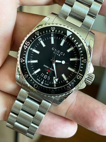 GUCCI Dive 40 mm Black Dial Men's Swiss Quartz Watch YA136301 รูปที่ 7