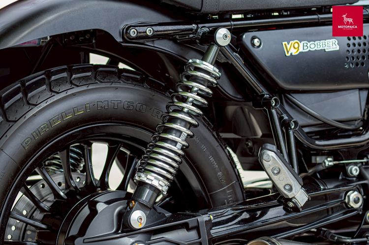 Moto Guzzi V9 Roamer ปี2016จด2021 รถศูนย์ฯ วิ่ง 16,000โล ท่อ Mivv รูปที่ 12