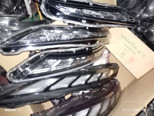 ไฟหน้า ซีนอล แท้ Xpander