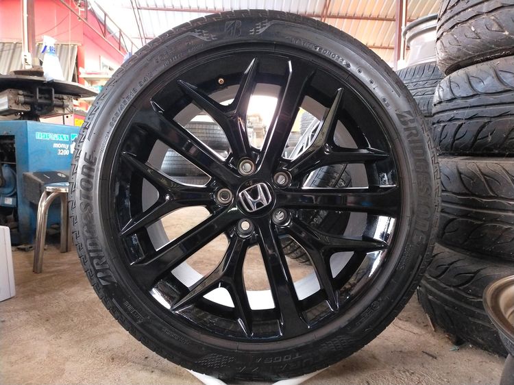 แม็กฮอนด้า ป้ายแดง สีอบpowder coat ขอบ18 พร้อมยางบริสโตน 235 45 18 ปี24  ยางสวยทุกเส้น ใส่accord HRV อื่นๆ 5 รู 114 รูปที่ 4