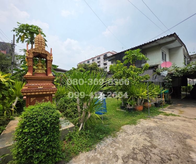 มีบางส่วน ไม่ใช่ ขายที่ดินพร้อมสิ่งปลูกสร้าง ในซอยสุขุมวิท68ใกล้ รพ.กล้วยน้ำไท3 รูปที่ 2