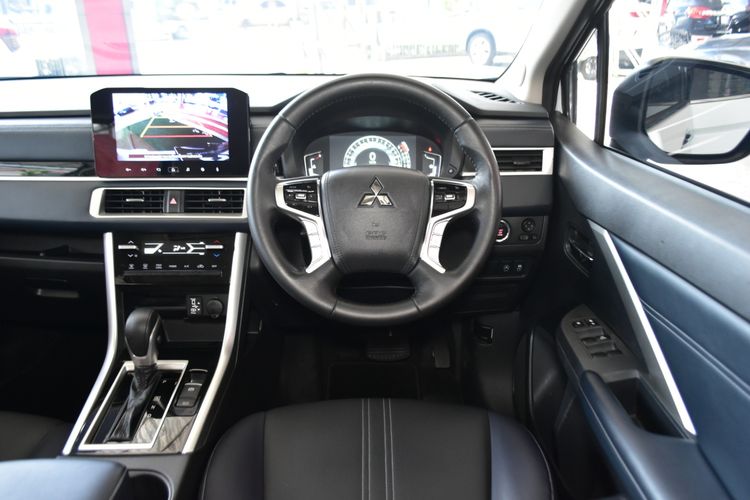 Mitsubishi Xpander 2024 1.5 Cross Utility-car เบนซิน ไม่ติดแก๊ส เกียร์อัตโนมัติ ขาว รูปที่ 2
