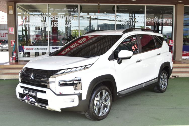 รถ Mitsubishi Xpander 1.5 Cross สี ขาว