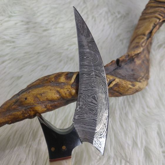   มีด Damascus custom made งานอเมริกา ก้ามไม้แข็งกับกระดูก 🐫  พร้อมซองหนังแท้ ของใหม่ไม่ผ่านการใช้งาน รูปที่ 3