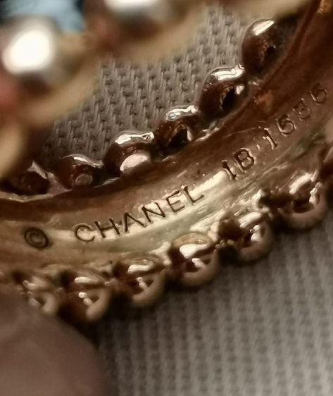 แหวน Vintage Chanel 18K Yellow Gold Pearl Beaded Cocktail Ring หายากที่สุด ราคาถูกที่สุดครับ รูปที่ 12