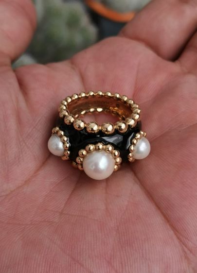 ทอง แหวน Vintage Chanel 18K Yellow Gold Pearl Beaded Cocktail Ring หายากที่สุด ราคาถูกที่สุดครับ