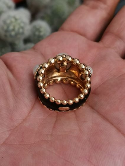 แหวน Vintage Chanel 18K Yellow Gold Pearl Beaded Cocktail Ring หายากที่สุด ราคาถูกที่สุดครับ รูปที่ 2