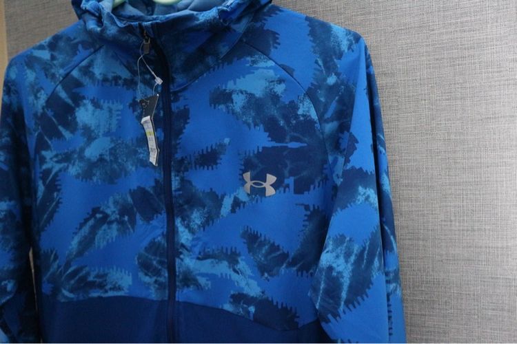 เสื้อแจ็คเก็ต Under armour  รูปที่ 6
