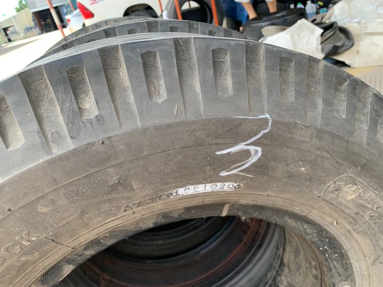 ยางบรรทุก BS 7.50r16 mr ในรองครบ ชุดนี้มี 8เส้น คละปีผลิต ผ้าใบอัดดอกได้ รูปที่ 14
