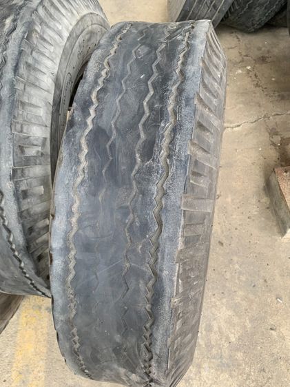 ยางบรรทุก BS 7.50r16 mr ในรองครบ ชุดนี้มี 8เส้น คละปีผลิต ผ้าใบอัดดอกได้ รูปที่ 5