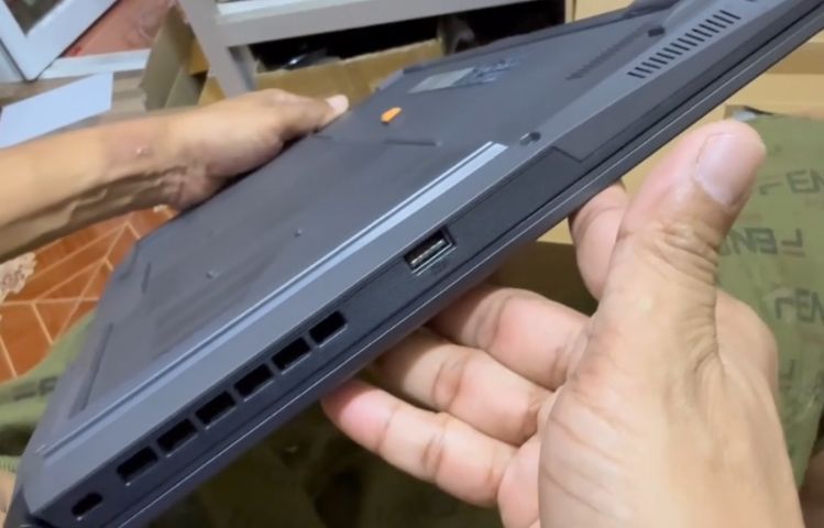 asus tuf gaming f17 fx707zv4-ll021w
 รูปที่ 2