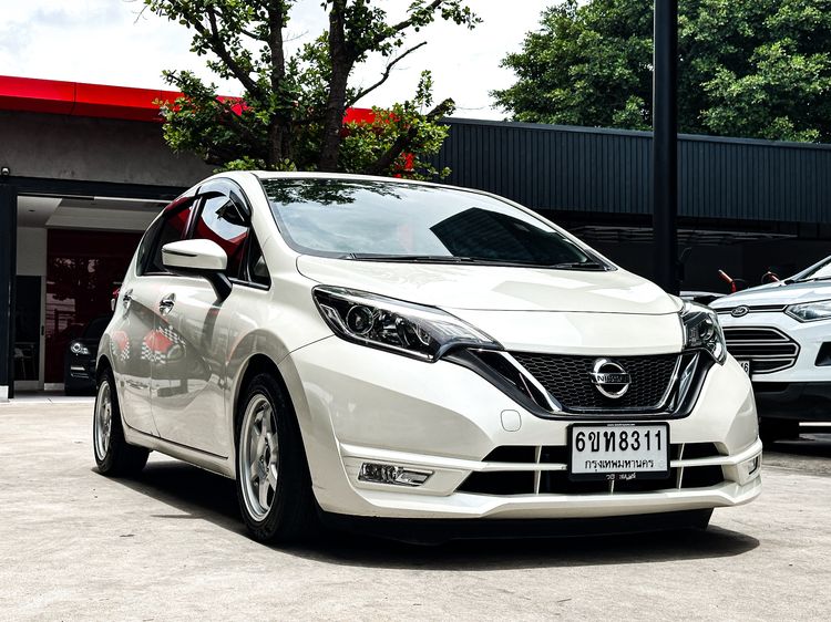 Nissan Note 2018 1.2 V Sedan เบนซิน เกียร์อัตโนมัติ ขาว รูปที่ 3