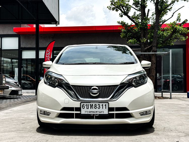 Nissan Note 2018 1.2 V Sedan เบนซิน เกียร์อัตโนมัติ ขาว รูปที่ 2