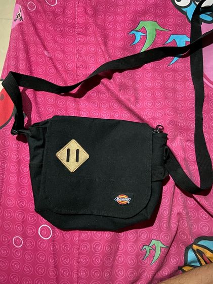 กระเป๋าสะพาย Dickies แท้จาก Shop