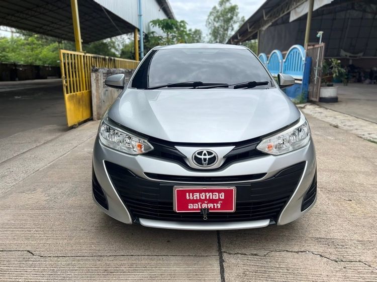 Toyota Yaris ATIV 2018 1.2 J Sedan เบนซิน ไม่ติดแก๊ส เกียร์อัตโนมัติ เทา รูปที่ 3