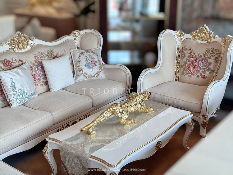 ROSEMARIA CLASSIC ROYAL SOFA SET ชุดโซฟาหลุยส์ 4ชิ้น พร้อมหมอนอิงและโต๊ะกลางสุดหรู รุ่น โรสมาเรีย รูปที่ 3