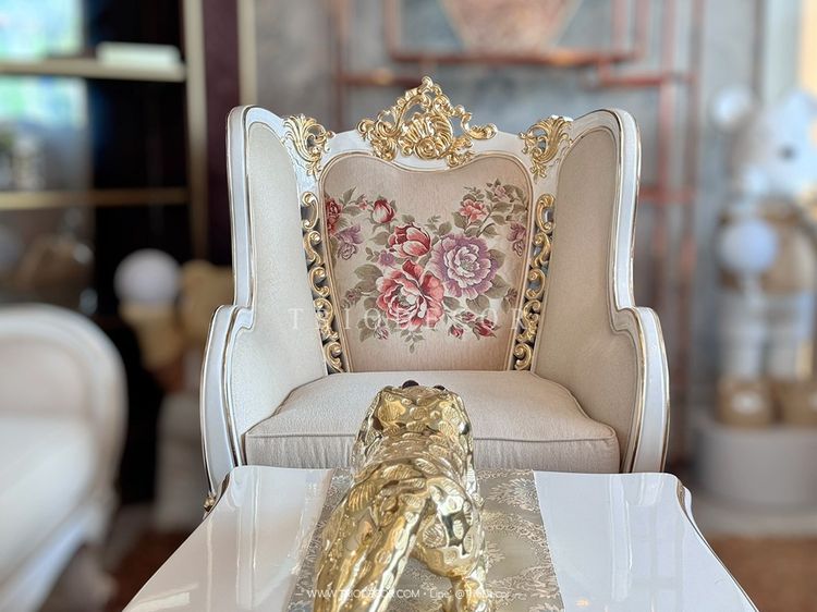 ROSEMARIA CLASSIC ROYAL SOFA SET ชุดโซฟาหลุยส์ 4ชิ้น พร้อมหมอนอิงและโต๊ะกลางสุดหรู รุ่น โรสมาเรีย รูปที่ 6