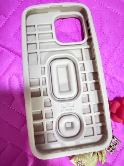 เคส iPhone 15 Pro Max รูปที่ 13