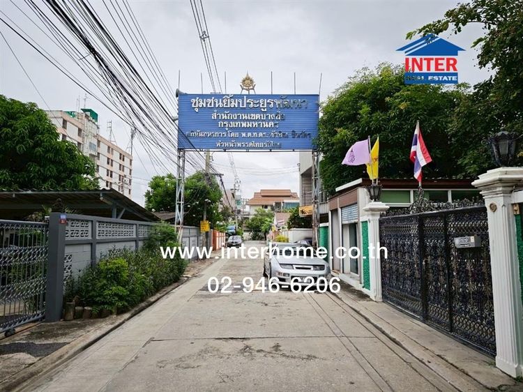 ไม่ใช่ อาคารพาณิชย์ 3 ชั้น 11 ตร.ว. อาคารพาณิชย์ ซอยวงศ์สว่าง4 ถนนวงศ์สว่าง ถนนรัชดาภิเษก เขตบางซื่อ กรุงเทพมหานคร