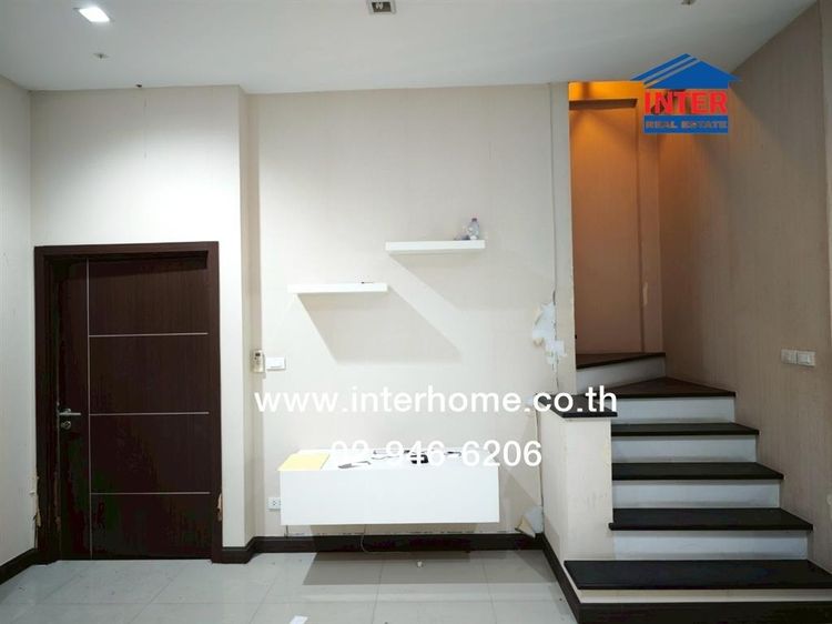 ไม่ใช่ ทาวน์โฮม 2 ชั้น 22 ตร.ว. หมู่บ้านลิฟวิ่ง เรสซิเดนซ์ รังสิต – ราชพฤกษ์ ถนนหมายเลข345 ถนนเลียบคลองรังสิต เมืองปทุมธานี ปทุมธานี รูปที่ 3
