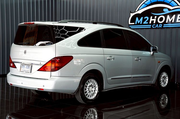 Ssangyong Stavic 2010 2.7 SV270 STD Utility-car ดีเซล เกียร์อัตโนมัติ เทา รูปที่ 4
