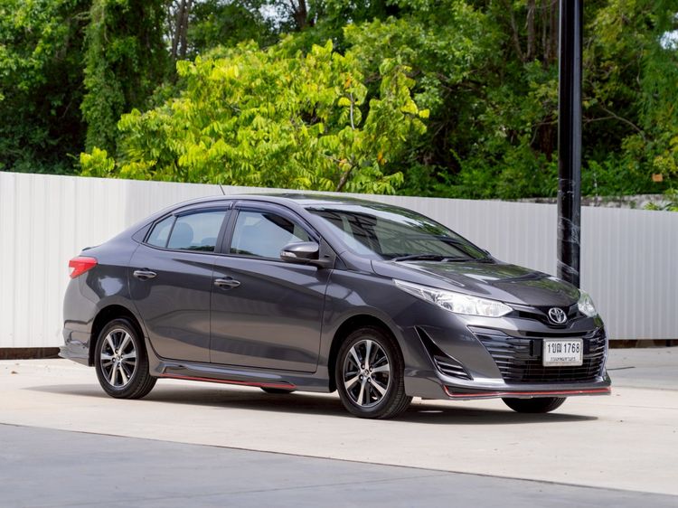 Toyota Yaris ATIV 2020 1.2 Mid Sedan เบนซิน ไม่ติดแก๊ส เกียร์อัตโนมัติ เทา