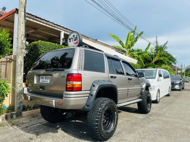 Jeep Grand Cherokee 2010 4.0 V6 Limited 4WD Utility-car เบนซิน LPG บรอนซ์ทอง รูปที่ 4