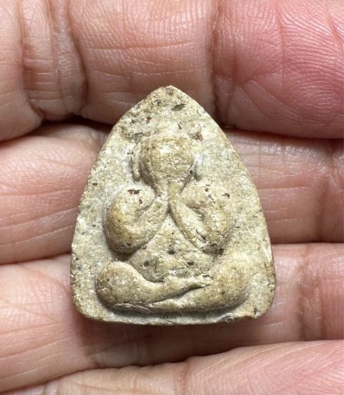 พระปิดตาหัวจุก หลวงพ่อแจ๋ วัดโพธิ์เฉลิมรักษ์ จ.ฉะเชิงเทรา  ปี2518