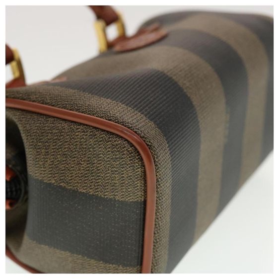 กระเป๋า fendi mini crossbody รูปที่ 9