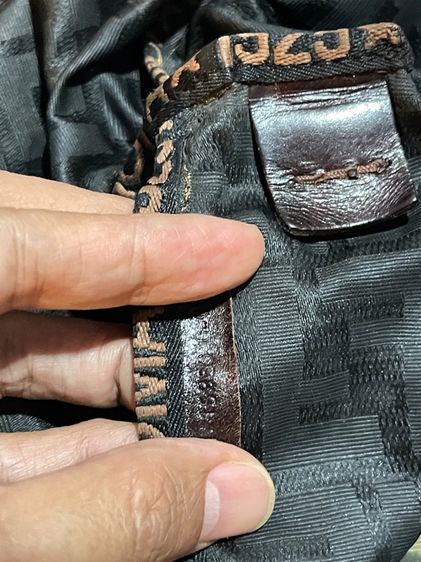 fendi vintage backpack สภาพสวย รูปที่ 8