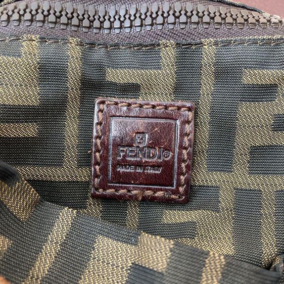 fendi vintage backpack สภาพสวย รูปที่ 6