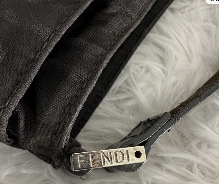 กระเป๋าFENDI ZUCCA CANVAS SHOULDER BAG รูปที่ 7