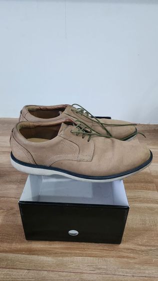 รองเท้าหนังกลับ Clarks เบอร์ 45 หรูหราไฮโซ