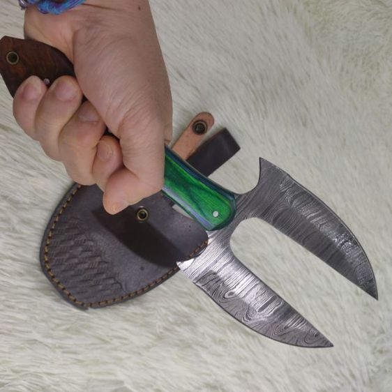 มีด หรือ ขวาน ดามัสกัส สองคม ทรงแปลก ด้ามไม้ แข็งไม้มะกอก ซองหนังหนาๆ งาน อเมริกา  รูปที่ 14