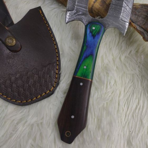 มีด หรือ ขวาน ดามัสกัส สองคม ทรงแปลก ด้ามไม้ แข็งไม้มะกอก ซองหนังหนาๆ งาน อเมริกา  รูปที่ 6