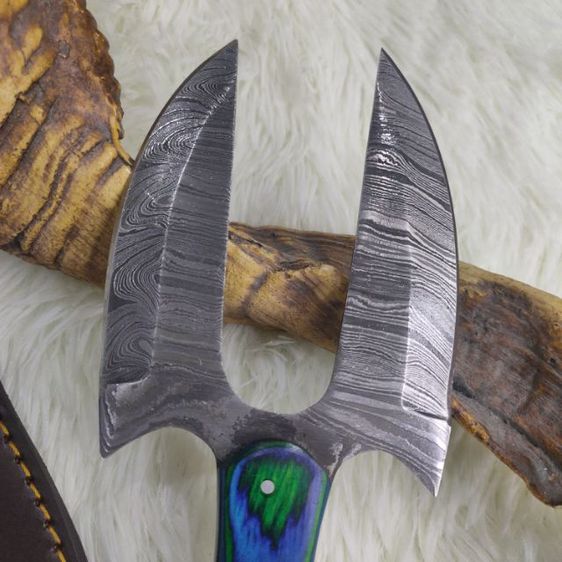 มีด หรือ ขวาน ดามัสกัส สองคม ทรงแปลก ด้ามไม้ แข็งไม้มะกอก ซองหนังหนาๆ งาน อเมริกา  รูปที่ 5