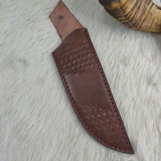 มีดใบตาย เหล็ก ดามัสกัสทรงแปลก ใบมีด 6 นิ้ว ด้ามไม้ แข็งไม้มะกอก ซองหนังหนาๆ งาน อเมริกา  รูปที่ 10