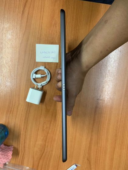 iPad gen 9 64gb รุ่น ไวไฟ สภาพดี ไมมีรอย รูปที่ 5